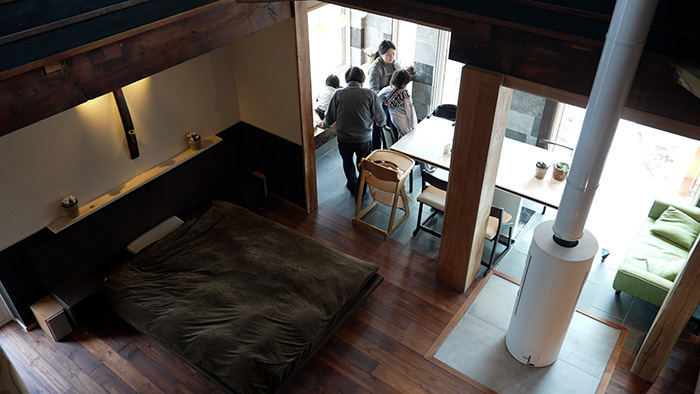 仕切りや段差のないリビング